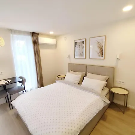 Airi Beach Studios Self Check-In, Free Parking *